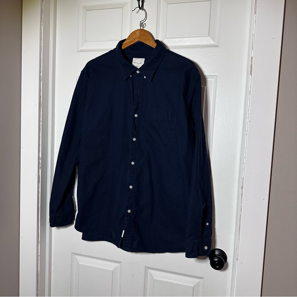American Eagle Outfitters Men's Navy Blue Vintage Fit Button Down Shirt Size L